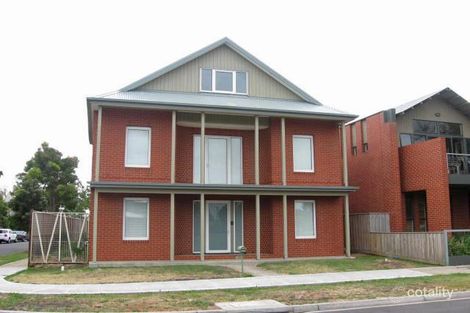 26 John Liston Dr, Newport, VIC 3015