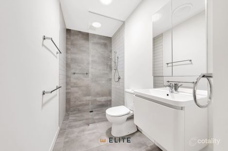 Property photo of 28 Boutique Lane Cranbourne West VIC 3977
