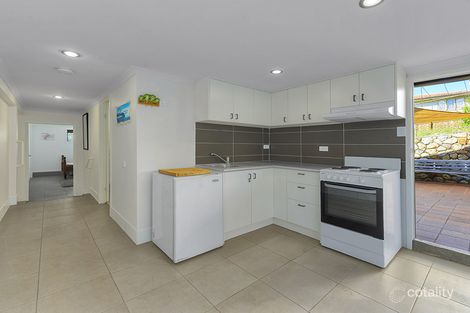 Property photo of 15 Bernays Road Wynnum West QLD 4178