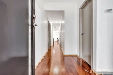 Property photo of 4 Manning Circuit Tarneit VIC 3029
