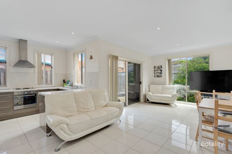 Property photo of 4/1 Wonthaggi Crescent San Remo VIC 3925