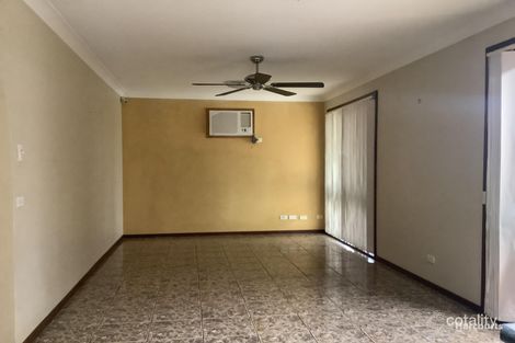 Property photo of 40 Lorenzo Crescent Rosemeadow NSW 2560