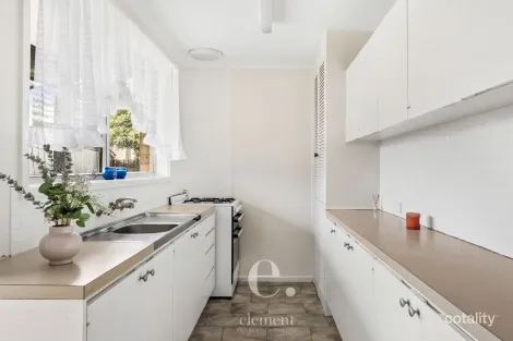 Property photo of 1 Banff Court Corio VIC 3214