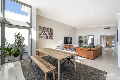 Property photo of 15 Crown Terrace Coogee WA 6166