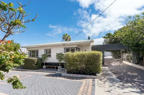 132 Brand Hwy, Tarcoola Beach, WA 6530