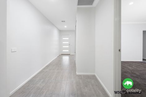 Property photo of 27 Tabrett Street Googong NSW 2620