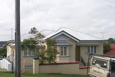35 Yarradale St, Newmarket, QLD 4051