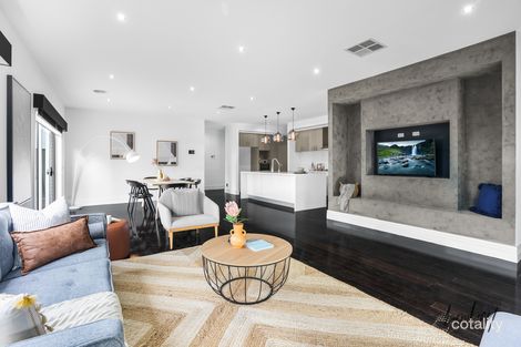 Property photo of 2 Taylan Street Craigieburn VIC 3064