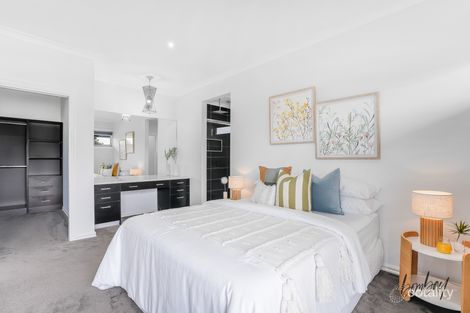 Property photo of 2 Taylan Street Craigieburn VIC 3064