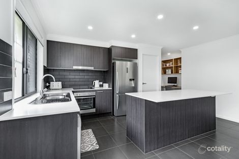 Property photo of 7 Kate Crescent Nirimba QLD 4551