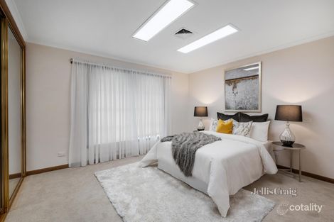 Property photo of 37 Miller Crescent Mount Waverley VIC 3149