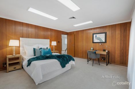 Property photo of 37 Miller Crescent Mount Waverley VIC 3149