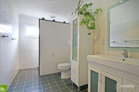 Property photo of 10 Fairy Avenue Fairy Meadow NSW 2519