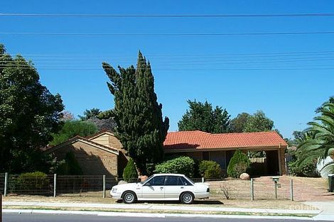 200 Craigie Dr, Beldon, WA 6027