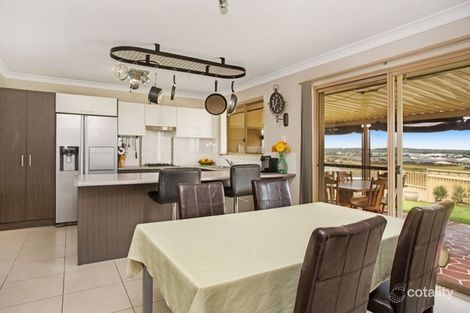 Property photo of 4 Andrew Court Rutherford NSW 2320