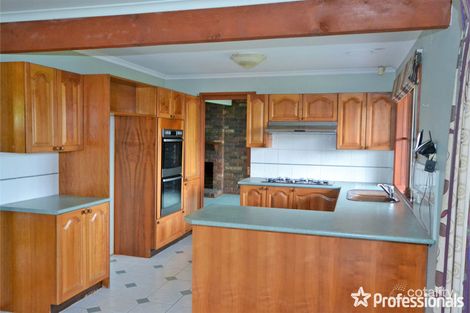 Property photo of 63 Landscape Drive Mooroolbark VIC 3138