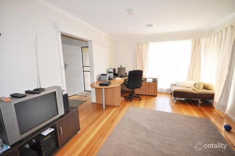 Property photo of 10 Learmonth Street Tullamarine VIC 3043