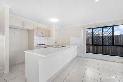Property photo of 27 Seagull Boulevard Kirkwood QLD 4680