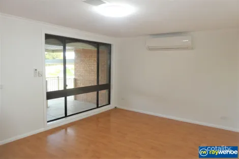 Property photo of 30 Corio Drive St Clair NSW 2759