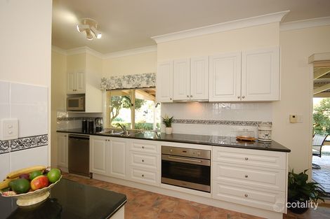 Property photo of 11 Nerrina Court Karana Downs QLD 4306