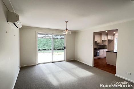 Property photo of 10 Burrows Court Orange NSW 2800
