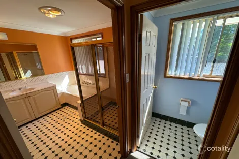 Property photo of 5A Ledger Close Casula NSW 2170