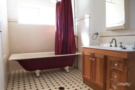 Property photo of 8 Tabor Close Rutherford NSW 2320