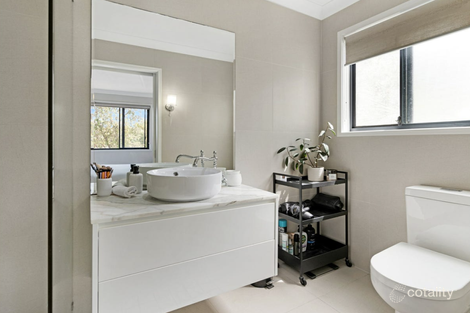 Property photo of 2/20 Paddington Drive Carrara QLD 4211