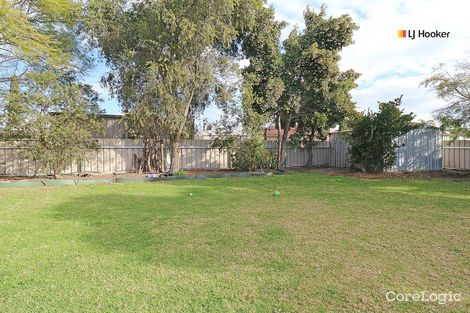Property photo of 27 Nunkeri Street Glenfield Park NSW 2650