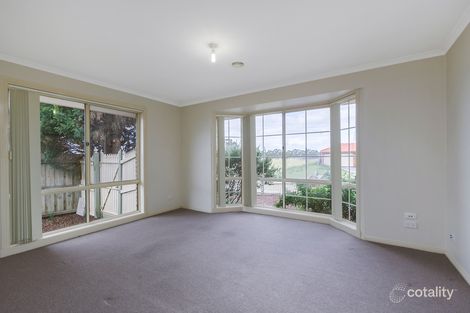 Property photo of 1/4 Bean Court Mill Park VIC 3082