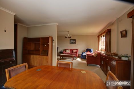 Property photo of 24 Gillespie Street Horsham VIC 3400