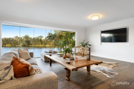 Property photo of 81 Port Jackson Boulevard Clear Island Waters QLD 4226
