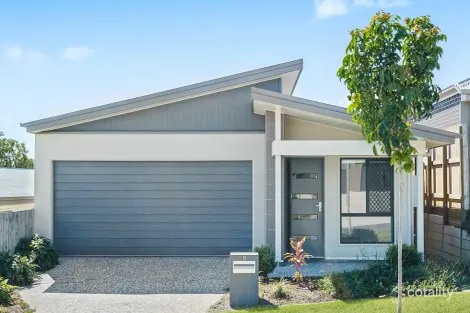 Property photo of 8 Cambridge Way Ripley QLD 4306
