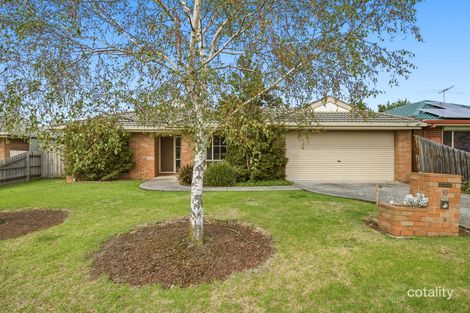 10 Millbank Pl, Cranbourne, VIC 3977