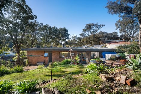 Property photo of 207 Scenic Crescent Eltham North VIC 3095