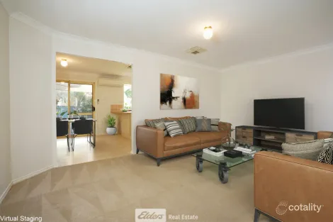 Property photo of 12 North Grove Drive Griffith NSW 2680