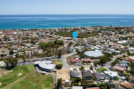 Property photo of 152 McLarty Road Halls Head WA 6210