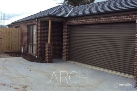 1/50 Pomegranate Way, Pakenham, VIC 3810