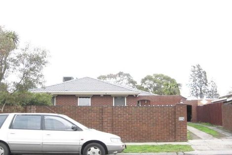 Property photo of 4 Serpentine Road Keysborough VIC 3173
