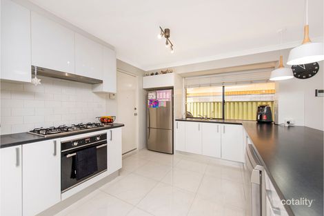 Property photo of 5 Banks Place High Wycombe WA 6057