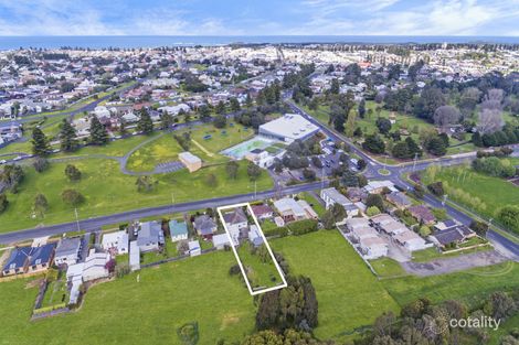 Property photo of 32 Botanic Road Warrnambool VIC 3280