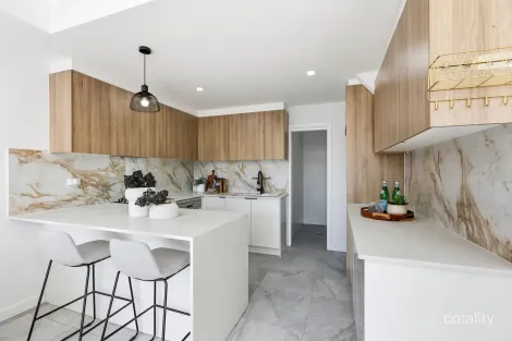 Property photo of 4/18 Carinya Road Girraween NSW 2145