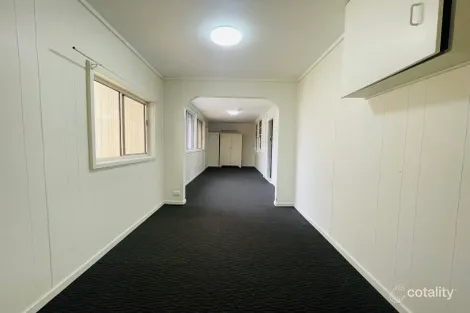 Property photo of 2/248A John Street Singleton NSW 2330