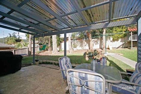 Property photo of 17 Sandpiper Place Green Point NSW 2251