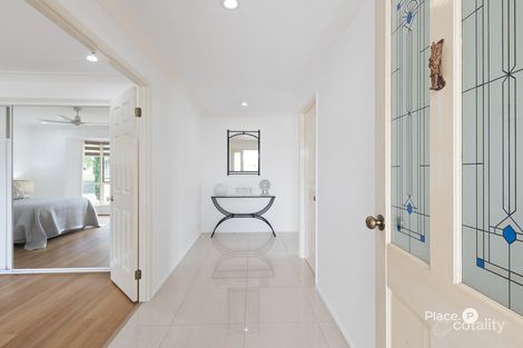 Property photo of 27 Daffodil Crescent Calamvale QLD 4116
