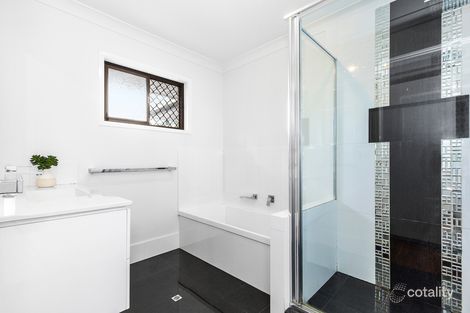 Property photo of 4 Helemon Street Belmont QLD 4153