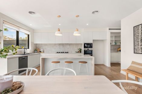 Property photo of 2 Radley Street Mornington VIC 3931