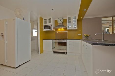 22 Knaphill Hts, Mirrabooka, WA 6061