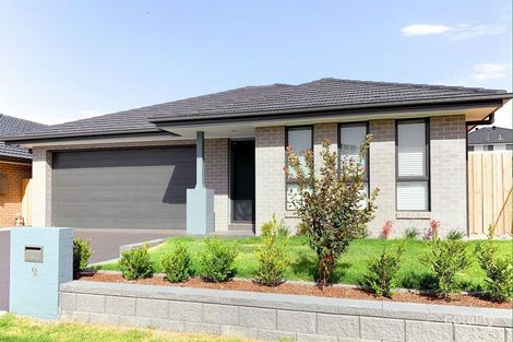 9 Nivison St, Box Hill, NSW 2765