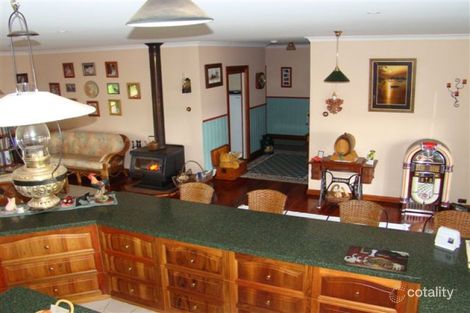 Property photo of 21 Silver Birch Heights Kangaroo Gully WA 6255